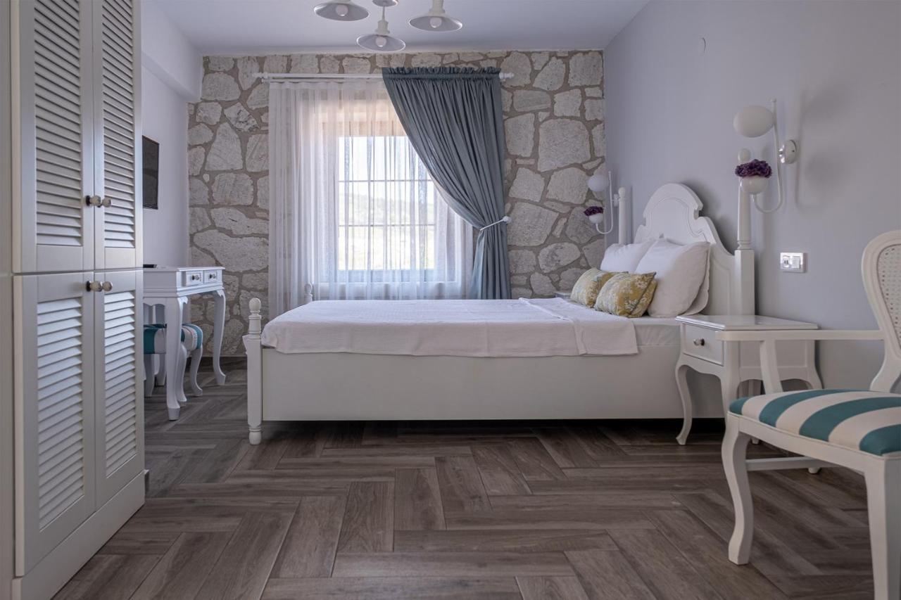 Tasada Bozcaada Hotel Екстериор снимка