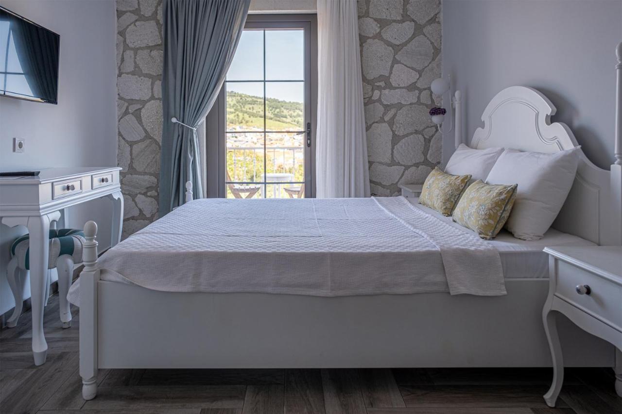 Tasada Bozcaada Hotel Екстериор снимка