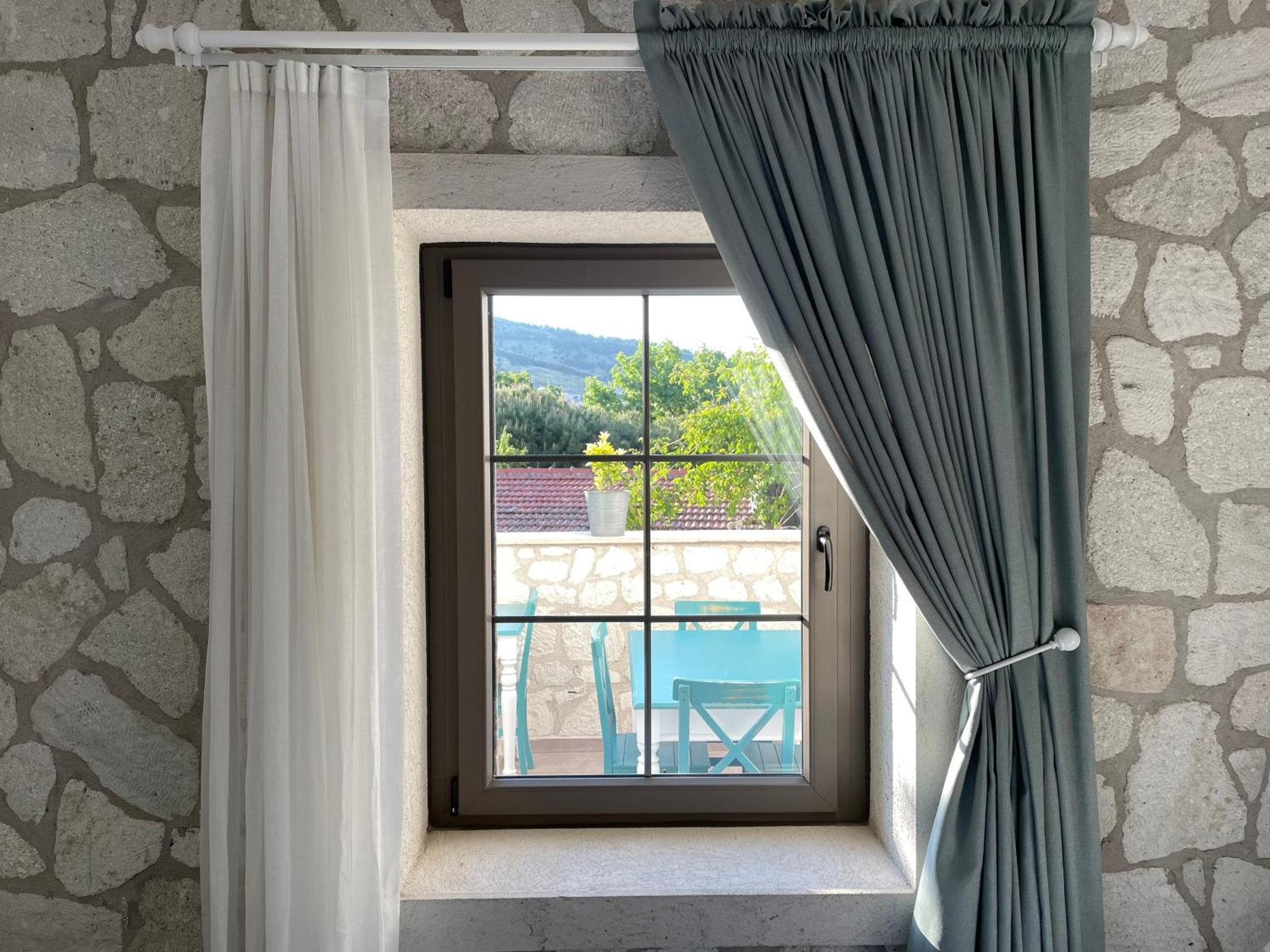 Tasada Bozcaada Hotel Екстериор снимка